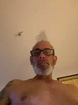 Snapshot of crisfootlicker chatting on August 2026 11:24:02 AM crisfootlicker online show from August 2026 11:24:02 AM