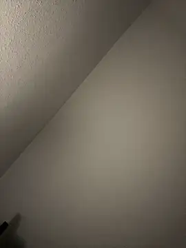 Ryan 12xX online show from November 2025 10:44:02 PM