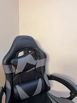 Vliacoooper2 online show from March 2026 10:37:01 AM