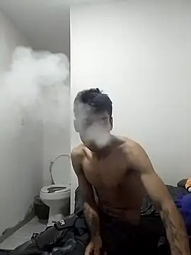 iRusx online show from November 2025 10:41:02 PM