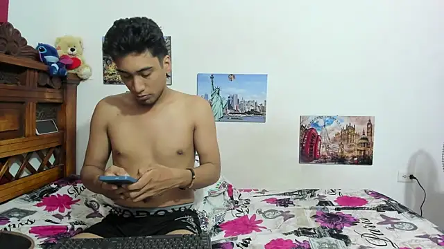 Roxana Tony online show from March 2026 02:00:01 AM