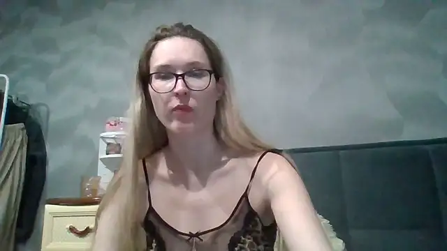 Jugira online show from March 2026 10:25:01 PM