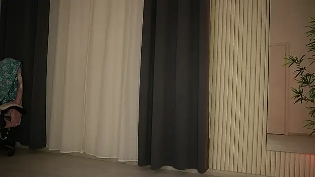 EmmaBlanco online show from February 2026 08:19:02 PM