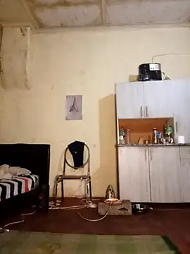 RFeltomWhitJ online show from October 2025 11:46:01 PM