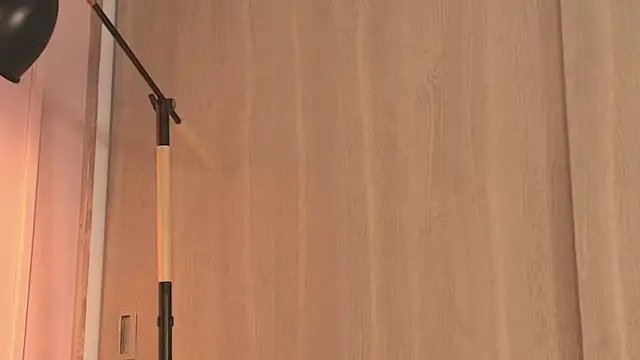 biancaa 18 online show from November 2025 07:03:01 PM