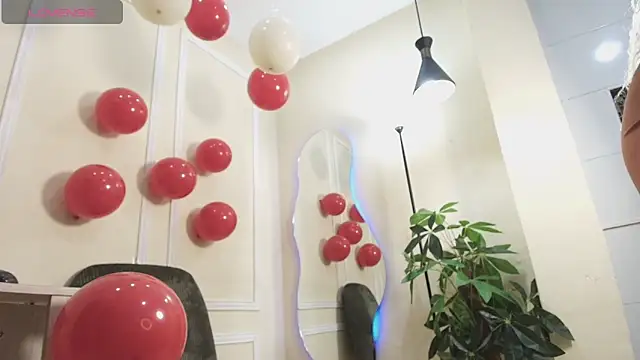 biancaa 18 online show from November 2025 12:05:02 PM