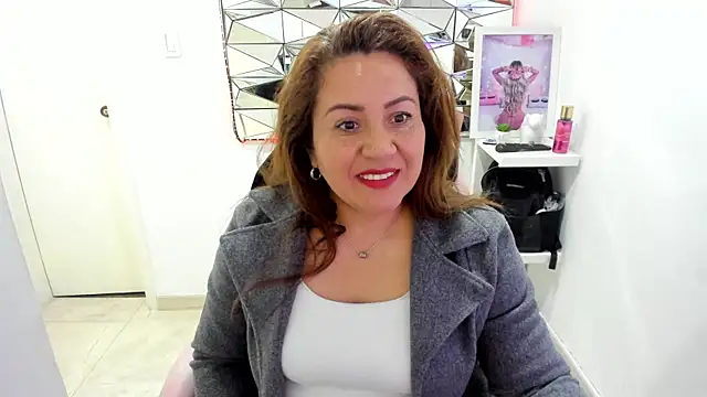 Snapshot of camixxx_m chatting on May 2026 11:59:02 AM camixxx m online show from May 2026 11:59:02 AM