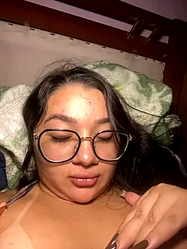 Snapshot of eurenatacardos chatting on December 2025 05:51:02 PM eurenatacardos online show from December 2025 05:51:02 PM