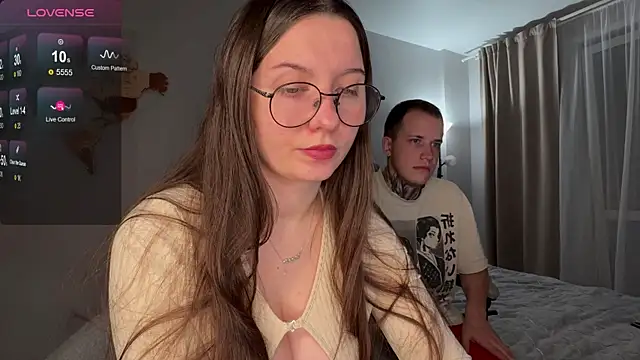 Snapshot of wwow_meow chatting on October 2025 03:21:01 PM wwow meow online show from October 2025 03:21:01 PM