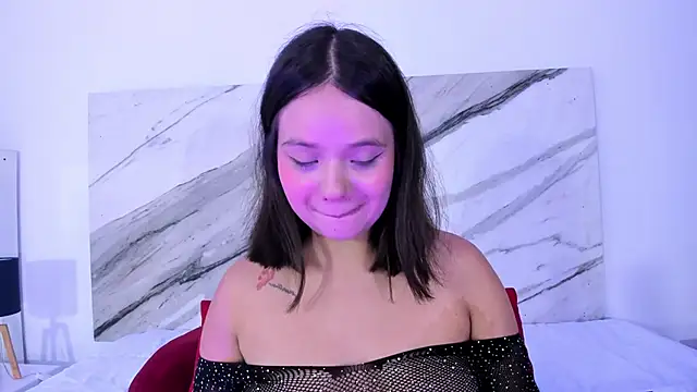 thamiina  online show from November 2025 07:03:02 PM