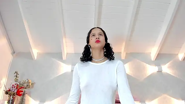 Princesita Sofia  online show from December 2025 08:28:02 PM