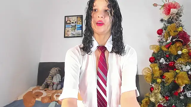 Princesita Sofia  online show from January 2026 10:46:02 PM