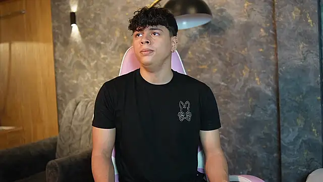 Ethan occonor online show from November 2025 01:10:02 PM