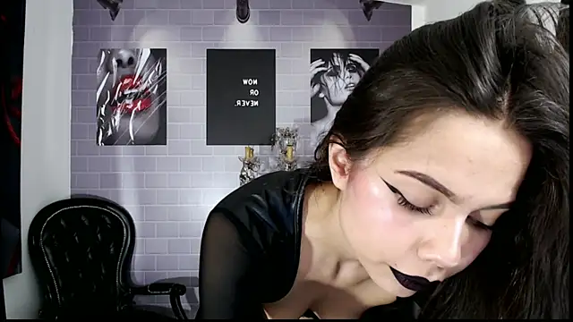 aleesha cameron02 online show from September 2025 09:09:01 PM