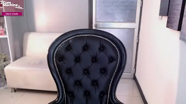 Snapshot of aleesha_cameron02 chatting on April 2026 07:49:01 PM aleesha cameron02 online show from April 2026 07:49:01 PM
