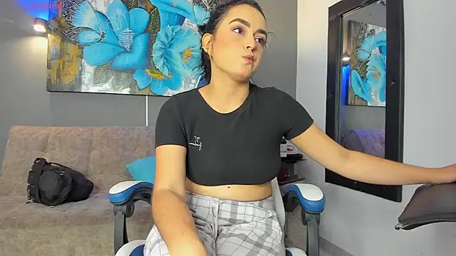 elizabeth lamer online show from February 2026 12:15:02 AM