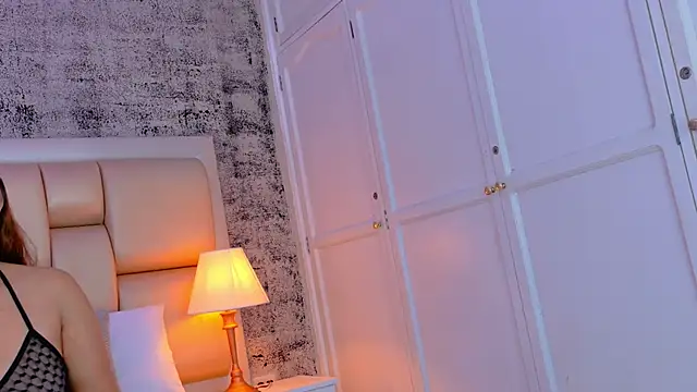 Edna Copper online show from October 2025 01:46:01 AM