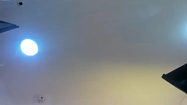 Snapshot of ZoeBenneti chatting on October 2025 04:31:02 AM ZoeBenneti online show from October 2025 04:31:02 AM