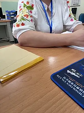 PhuongNhi21 online show from September 2025 01:09:01 AM