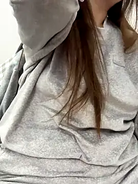 PhuongNhi21 online show from November 2025 02:05:01 PM