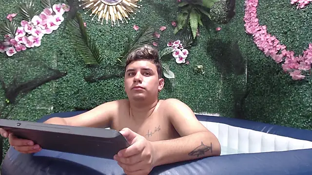 DavilANDkevin2 online show from November 2025 02:57:02 AM