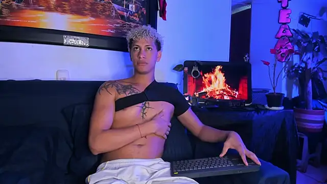 ECSTASYX2 2001 online show from March 2026 05:13:02 AM