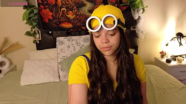 Amanda sweet online show from October 2025 12:50:02 PM