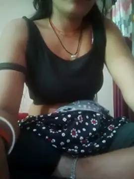 Desi couple305 online show from November 2025 04:13:02 AM