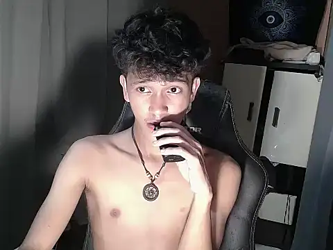 kenbigcockxx online show from October 2025 06:51:01 PM