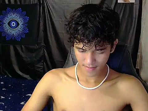 Snapshot of kenbigcockxx chatting on February 2026 11:48:02 AM kenbigcockxx online show from February 2026 11:48:02 AM