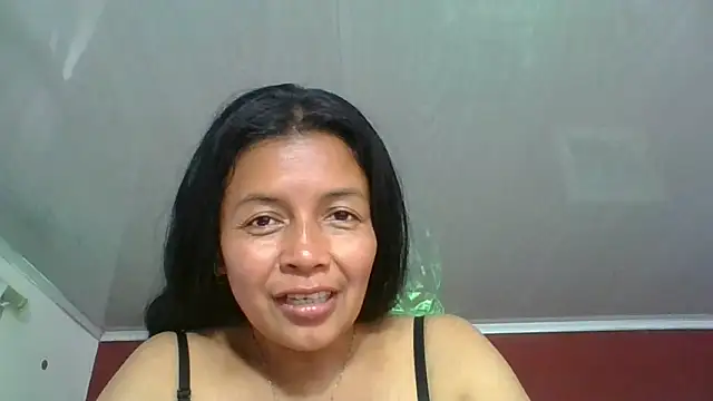 DianaOchoa  online show from October 2025 07:47:02 PM