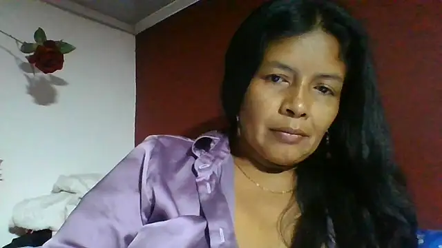 Snapshot of DianaOchoa_ chatting on June 2026 04:27:01 AM DianaOchoa online show from June 2026 04:27:01 AM