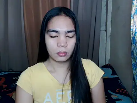 Simple Martina online show from November 2025 01:41:02 AM