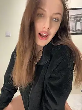 Snapshot of goodgirldevil chatting on February 2026 09:37:02 PM goodgirldevil online show from February 2026 09:37:02 PM