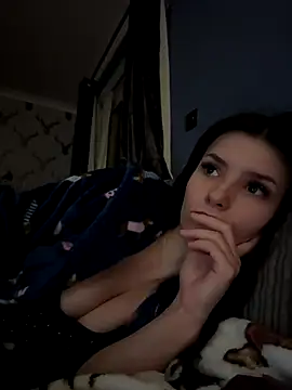 Snapshot of Naughty_CrystalXX chatting on October 2025 09:22:01 PM Naughty CrystalXX online show from October 2025 09:22:01 PM