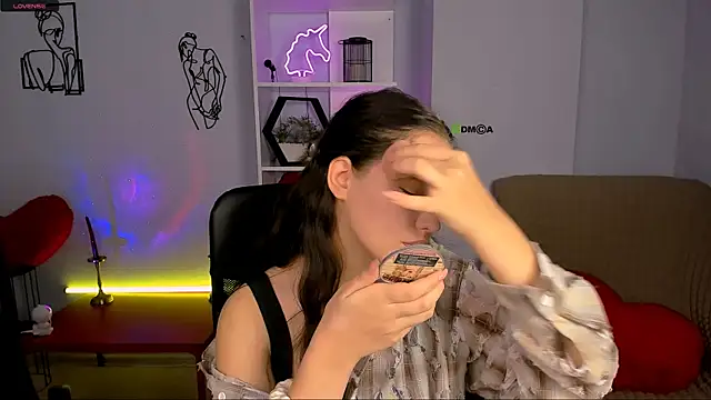 miki-niki online show from November 2025 06:46:01 AM