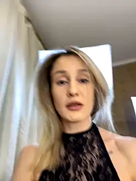 RosieBlossom online show from November 2025 05:14:01 PM