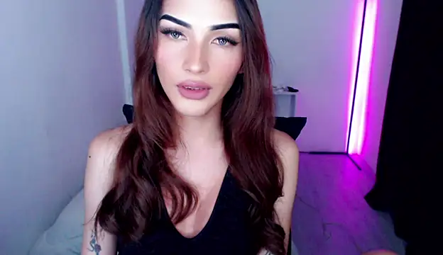 Snapshot of Alicegreenexx chatting on April 2026 12:19:02 AM Alicegreenexx online show from April 2026 12:19:02 AM