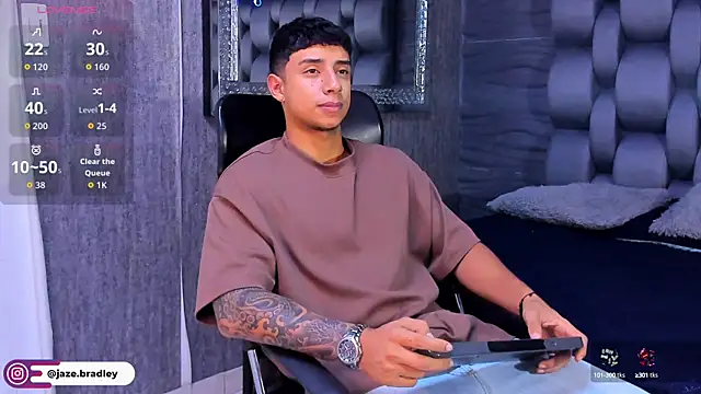 jaze bradley online show from October 2025 11:18:02 AM