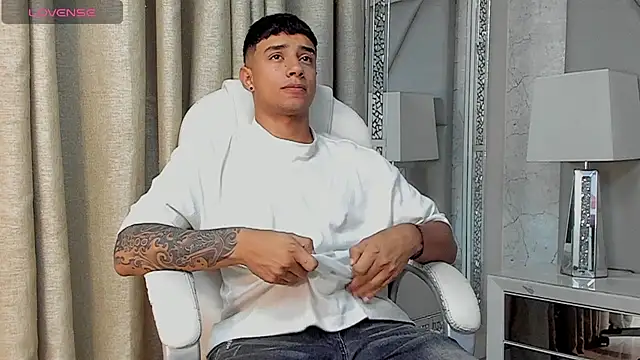 jaze bradley online show from October 2025 11:29:01 AM