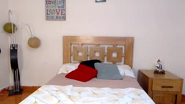 ValeSantoDomingo online show from October 2025 09:37:02 PM