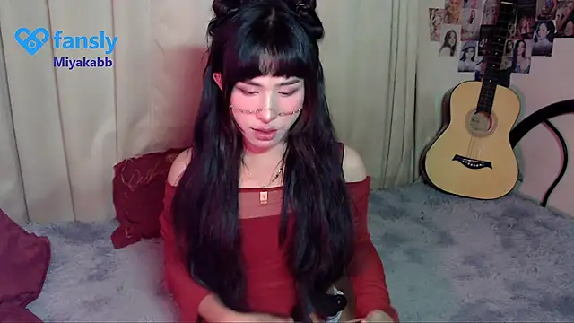 chakababe online show from April 2026 09:34:02 PM