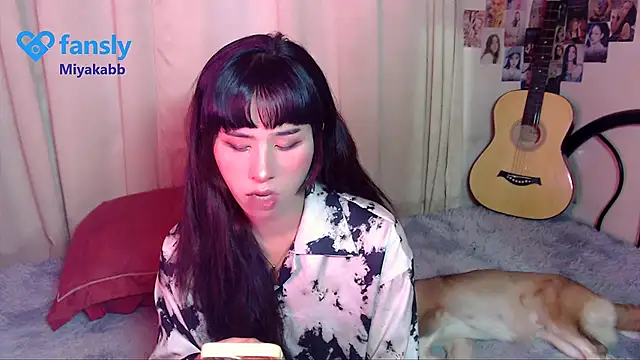 chakababe online show from April 2026 08:39:01 PM