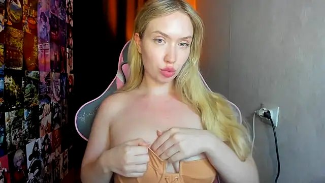 Snapshot of NicoleRiccii chatting on September 2025 07:35:02 PM NicoleRiccii online show from September 2025 07:35:02 PM