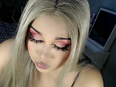 tatania fox online show from October 2025 09:43:02 PM