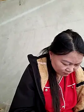 yoowwmr online show from December 2025 02:49:01 AM