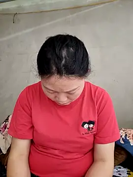 yoowwmr online show from December 2025 03:14:02 AM