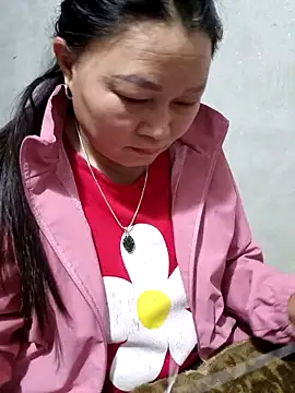 yoowwmr online show from January 2026 02:43:02 PM