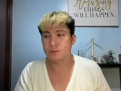 Snapshot of lovely_jay chatting on May 2026 12:13:02 PM lovely jay online show from May 2026 12:13:02 PM