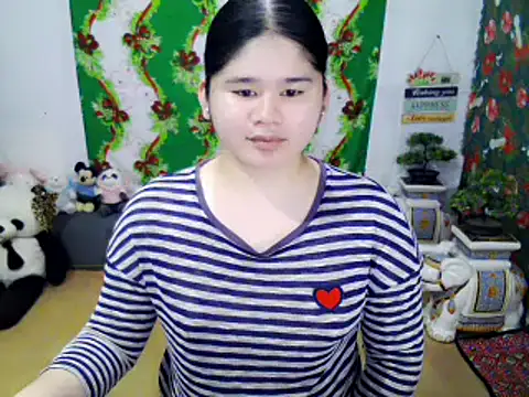 Snapshot of skinnygirl_69 chatting on December 2025 04:48:02 PM skinnygirl 69 online show from December 2025 04:48:02 PM